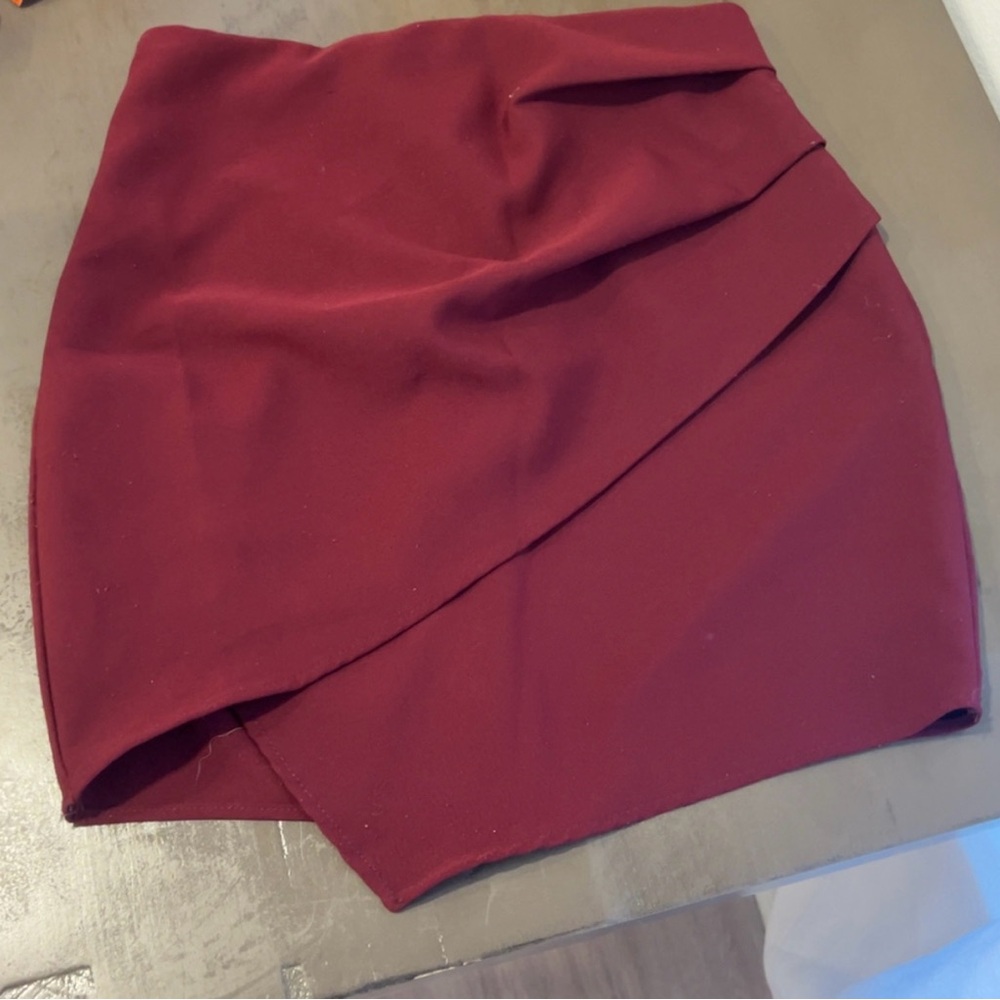 Windsor Burgundy Mini Skirt